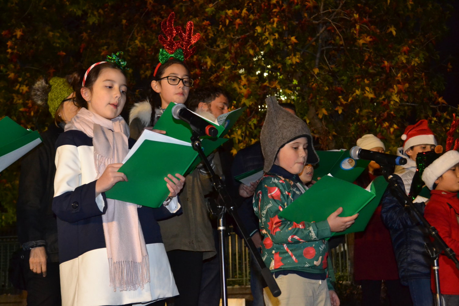 Kick off holiday cheer a little early next Thursday, Nov. 18 at the South  Coast Plaza Annual Tree Lighting Ceremony! Catch our students…