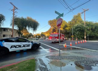 PHOTO: Steven Lawrence | The South Pasadenan News | Major water main burst causes street flooding, and further raises concerns on aging infrastructure. Tens-of-thousnads of gallons of water lost down the drain.