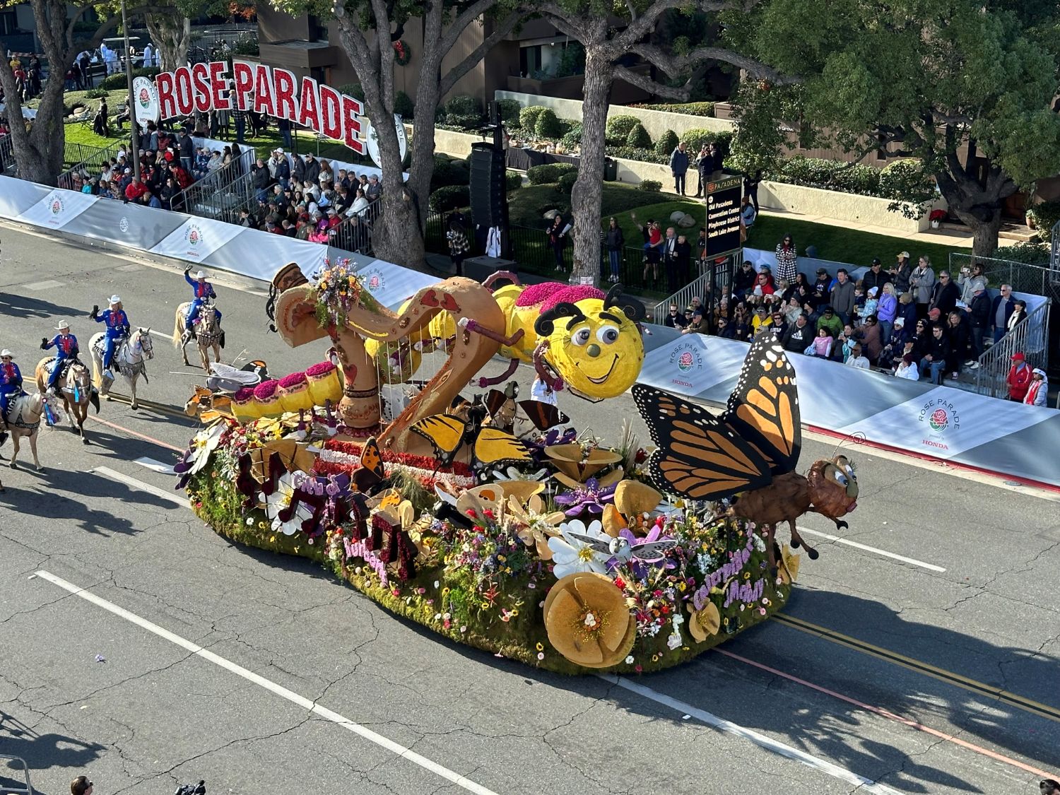 PHOTO: Bill Glazier | The South Pasadenan | The Burbank Tournament of Roses Association, a self-built, won the Mayor Award for the most outstanding float from a participating city. It was given the name “Caterpillar Melody.”
