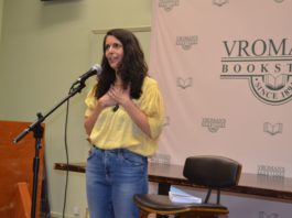 PHOTO: Alisa Hayashida | The South Pasadenan | Physical therapist and author, Chantal Donnelly, discusses her book "Settled - How to Find Calm in a Stress-Inducing World" at Vroman's Bookstore in Pasadena.
