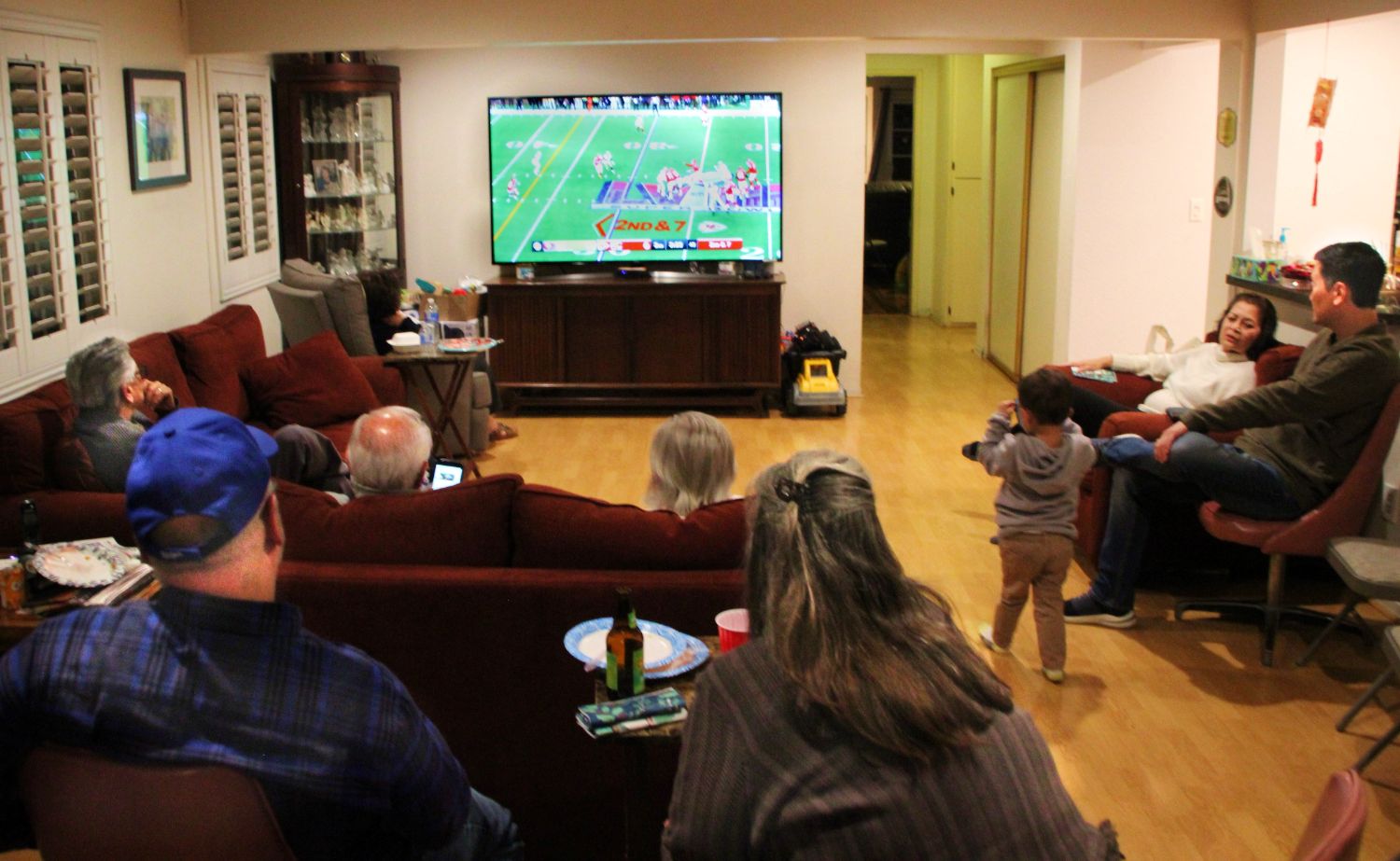 PHOTO: Henk Friezer | The South Pasadenan | The Kohler family Super Bowl party.