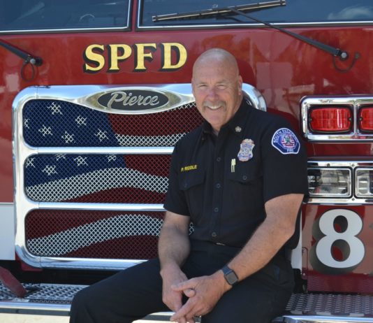 PHOTO: Alisa Hayashida | The South Pasadenan | Fire Chief Paul Riddle with Engine 81 at the South Pasadena Firehouse.