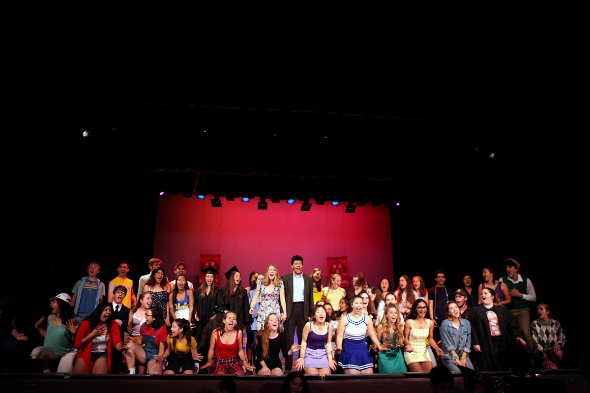 South Pasadena High School Drama Delivers A Big Hearted Legally Blonde The South Pasadenan 