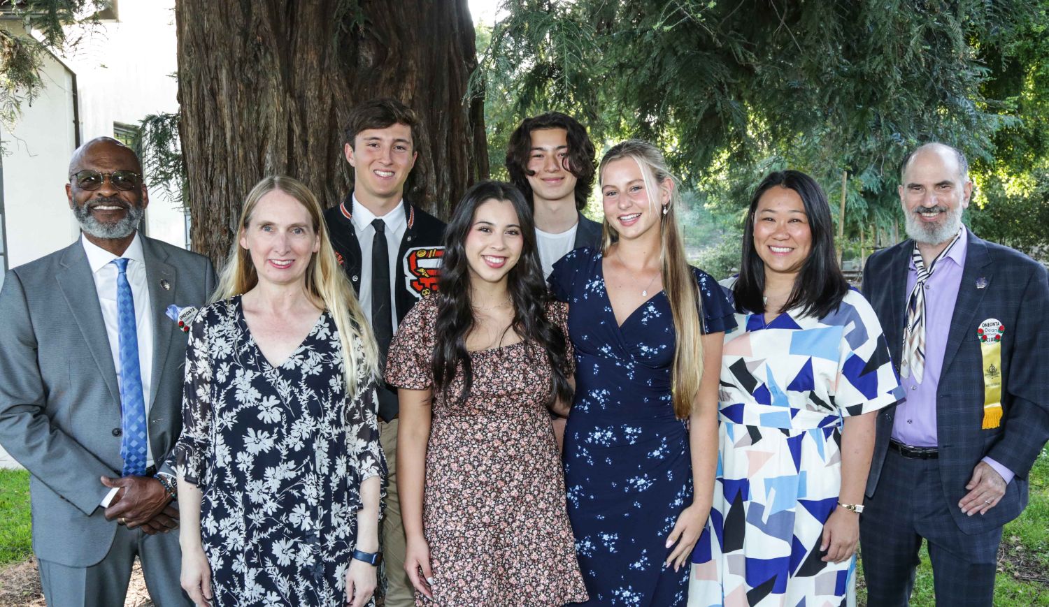 PHOTO: provided by The Oneonta Club | The South Pasadenan | Oneonta Club President Glenn Crawford with Teacher of the Year, Aimee Levie-Hultman, scholarship recipients Sawyer Fox, Mia Ramos, Truman Lindenthaler, Danica Sterling, Teacher of the Year recipient, Judy Ho, and Oneonta Foundation President, Dean Serwin. 