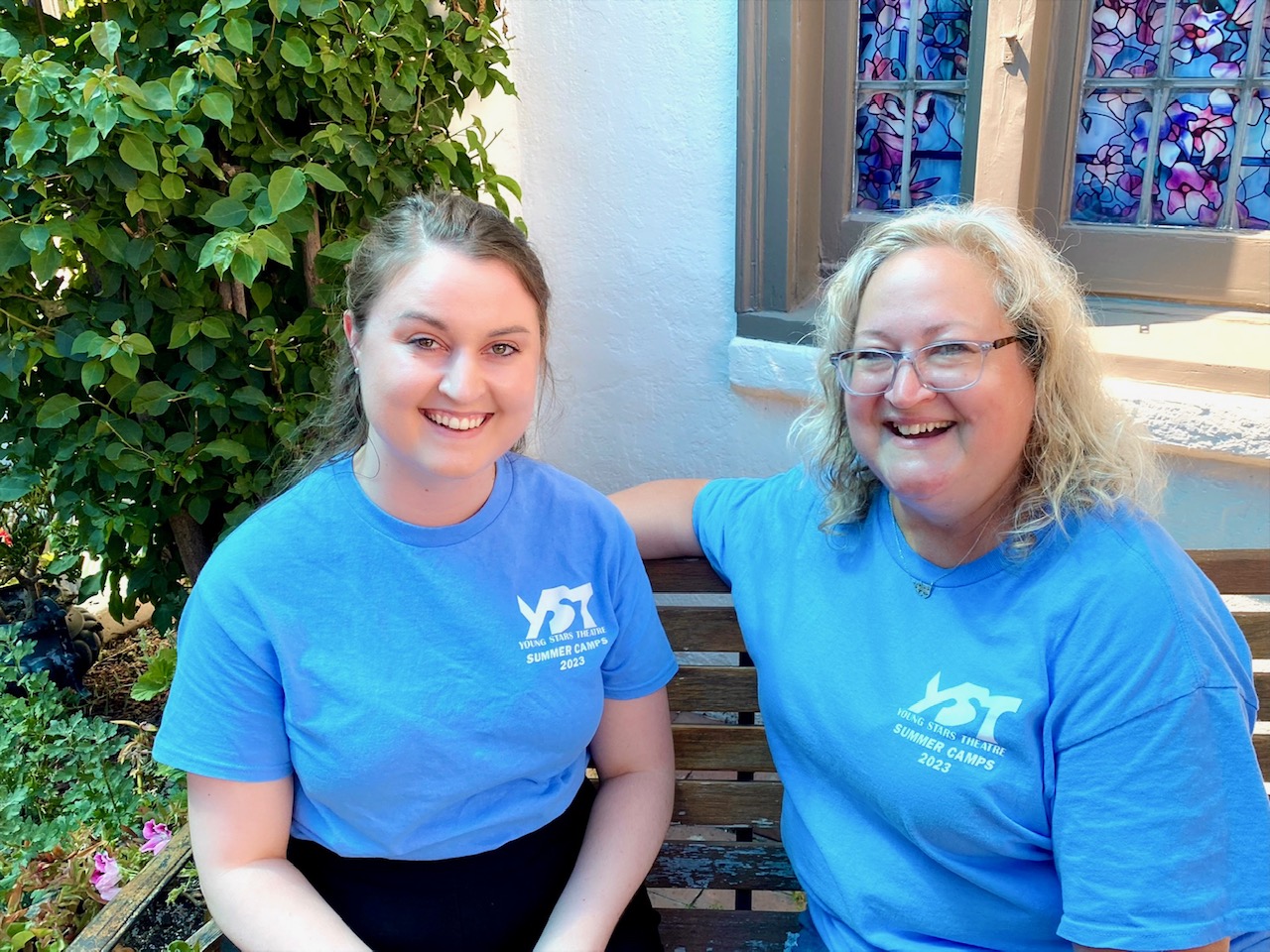 PHOTO: Alisa Hayashida | The South Pasadenan | Young Stars Theatre Artistic Directors, Miranda Miller and Gloria Bennett in the courtyard of Fremont Centre Theatre in South Pasadena.