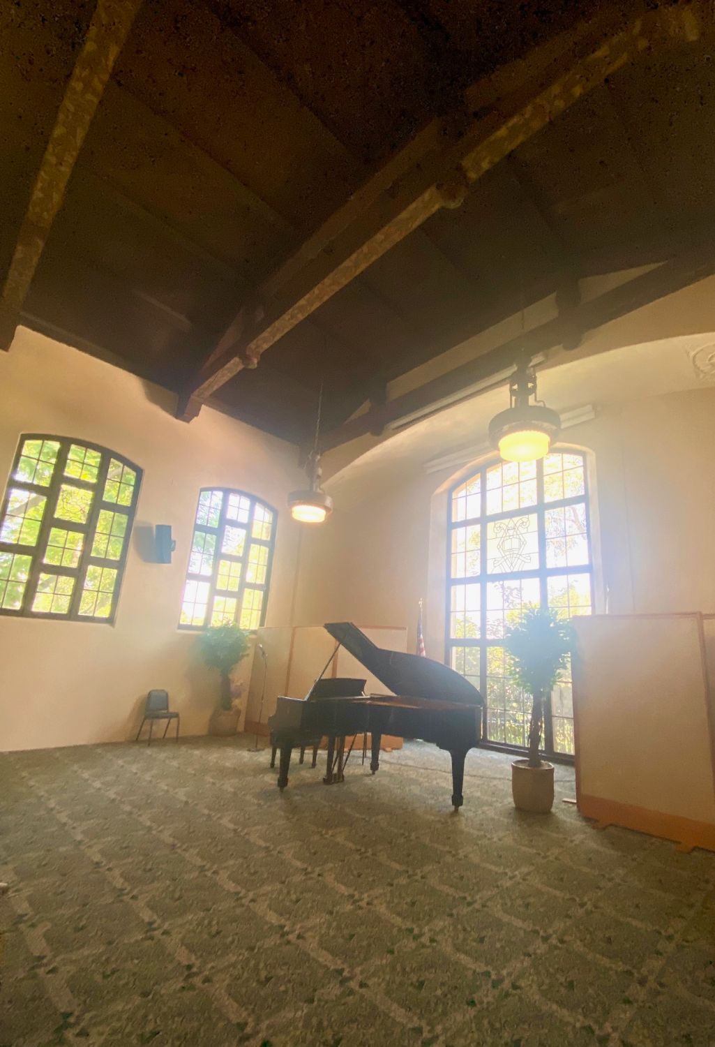 PHOTO: Alisa Hayashida | The South Pasadenan | The Restoration Concerts are held in the Community Room at South Pasadena Public Library.