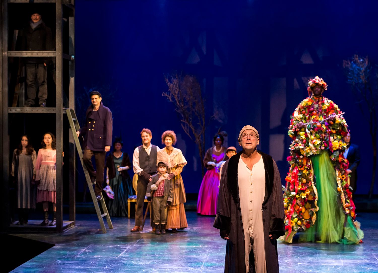 PHOTO: Craig Schwartz | The South Pasadenan | The cast of A Christmas Carol at A Noise Within.