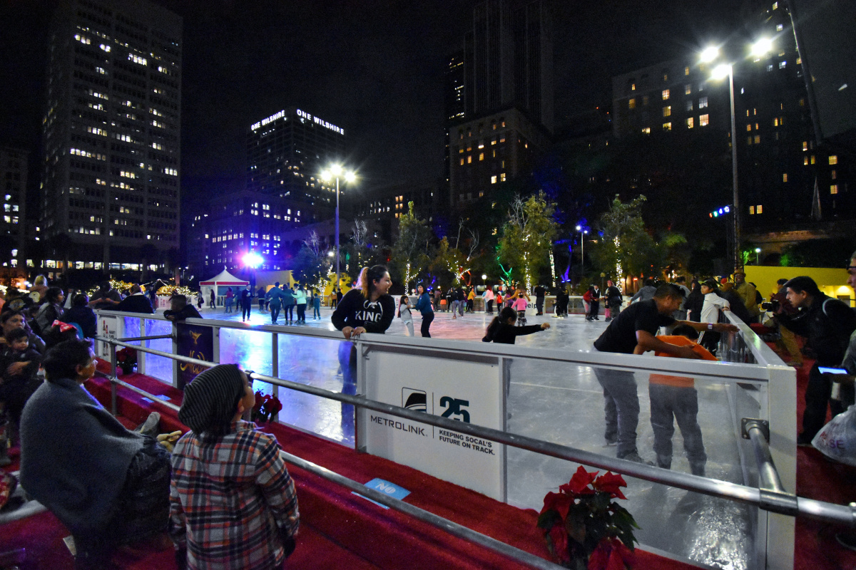 Ice Skating in Los Angeles! Holiday Ice Rink in Pershing Square The