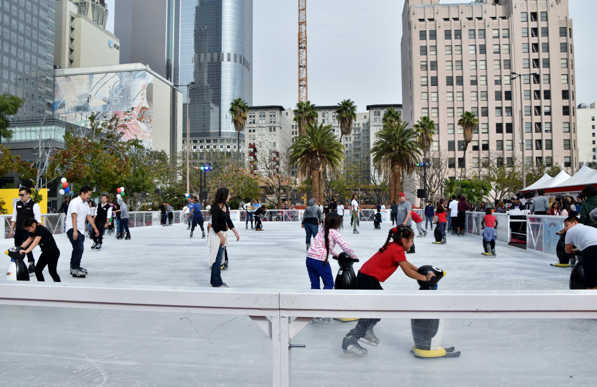 The Best Outdoor Ice Skating in Los Angeles